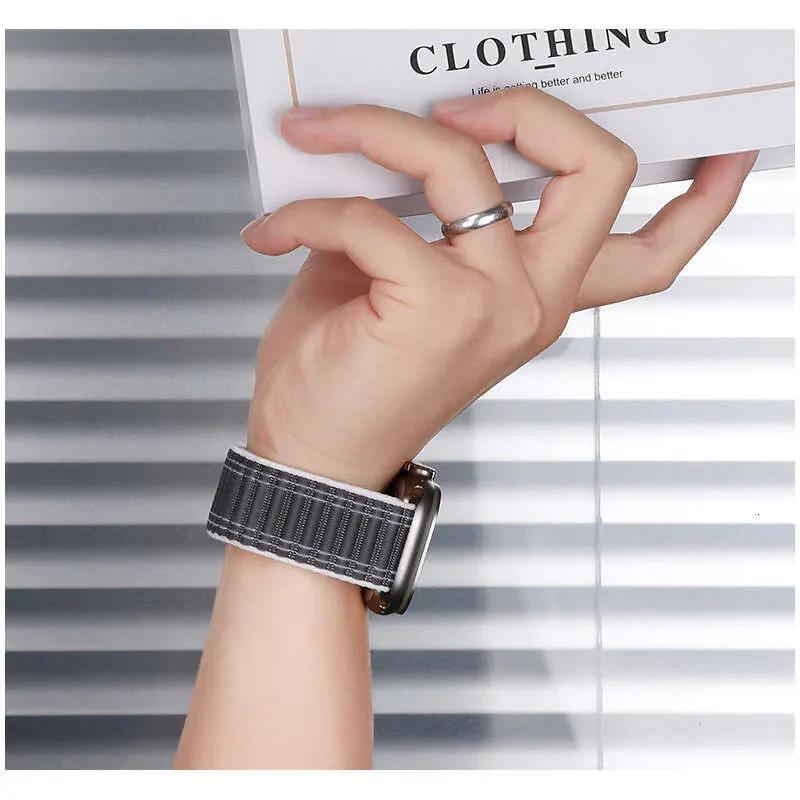 سوار LAKI.NG لساعة Apple Watch (44/45/46/49 مم و Series 10) - View 1