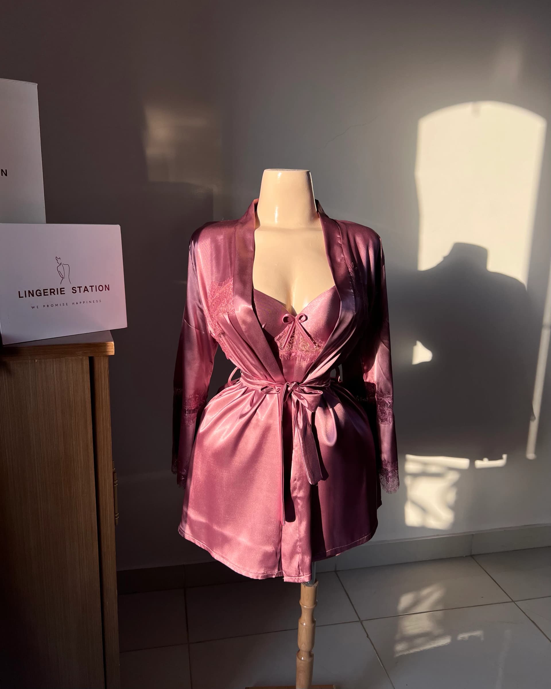 سيت قميص و روب 💗💕